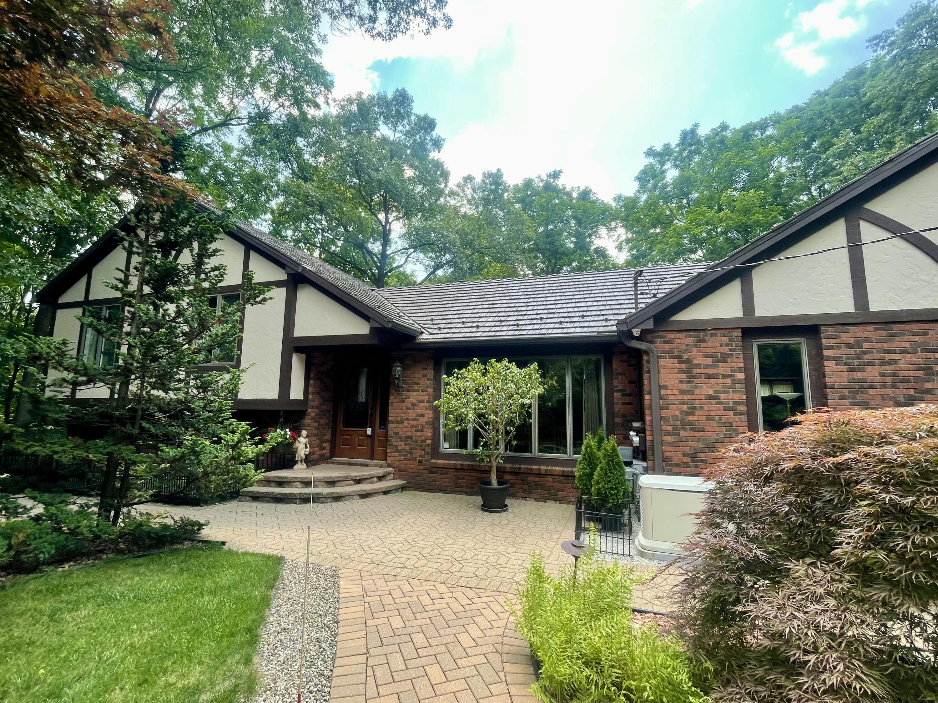13829 Riker Road