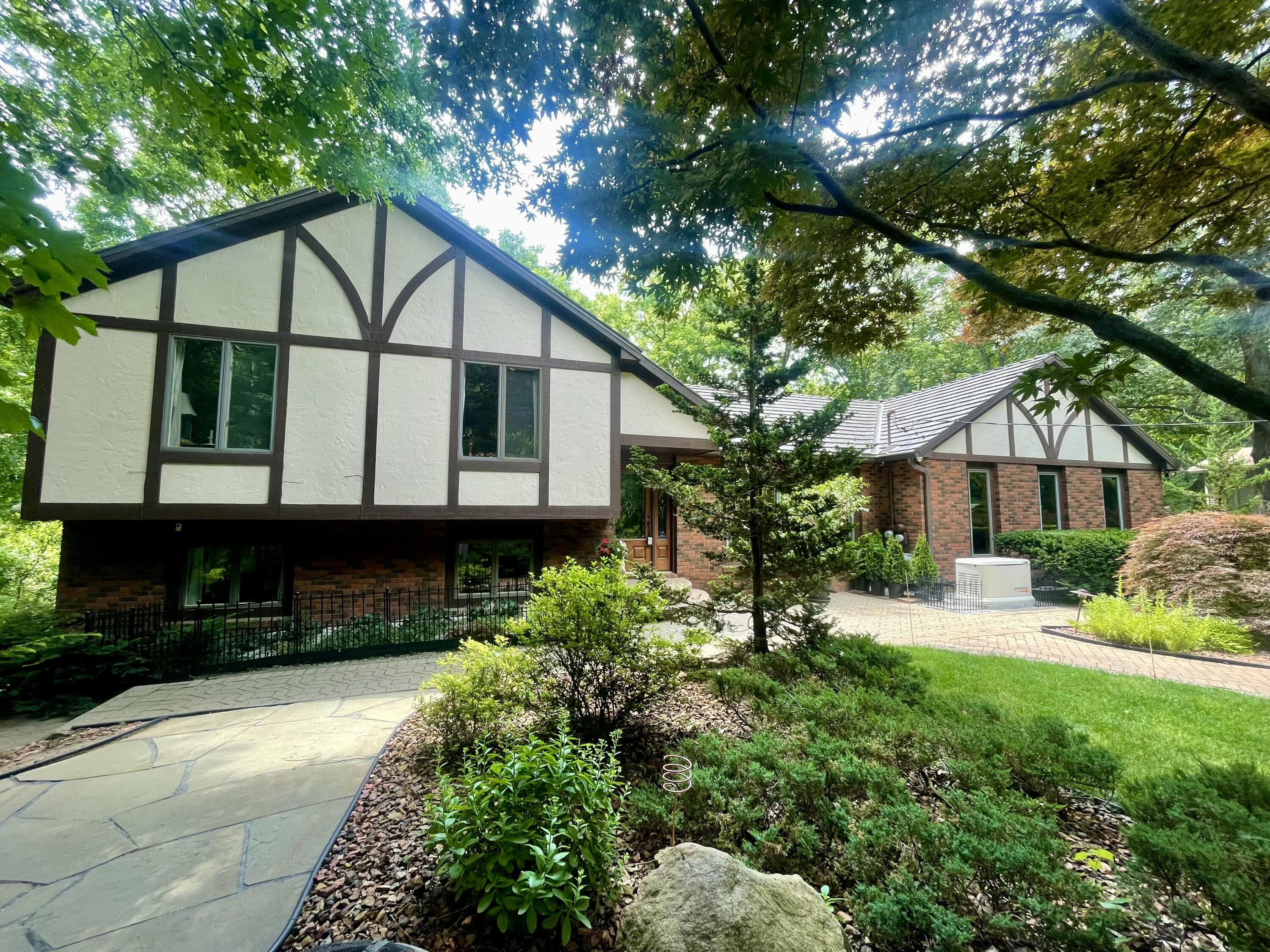 13829 Riker Road