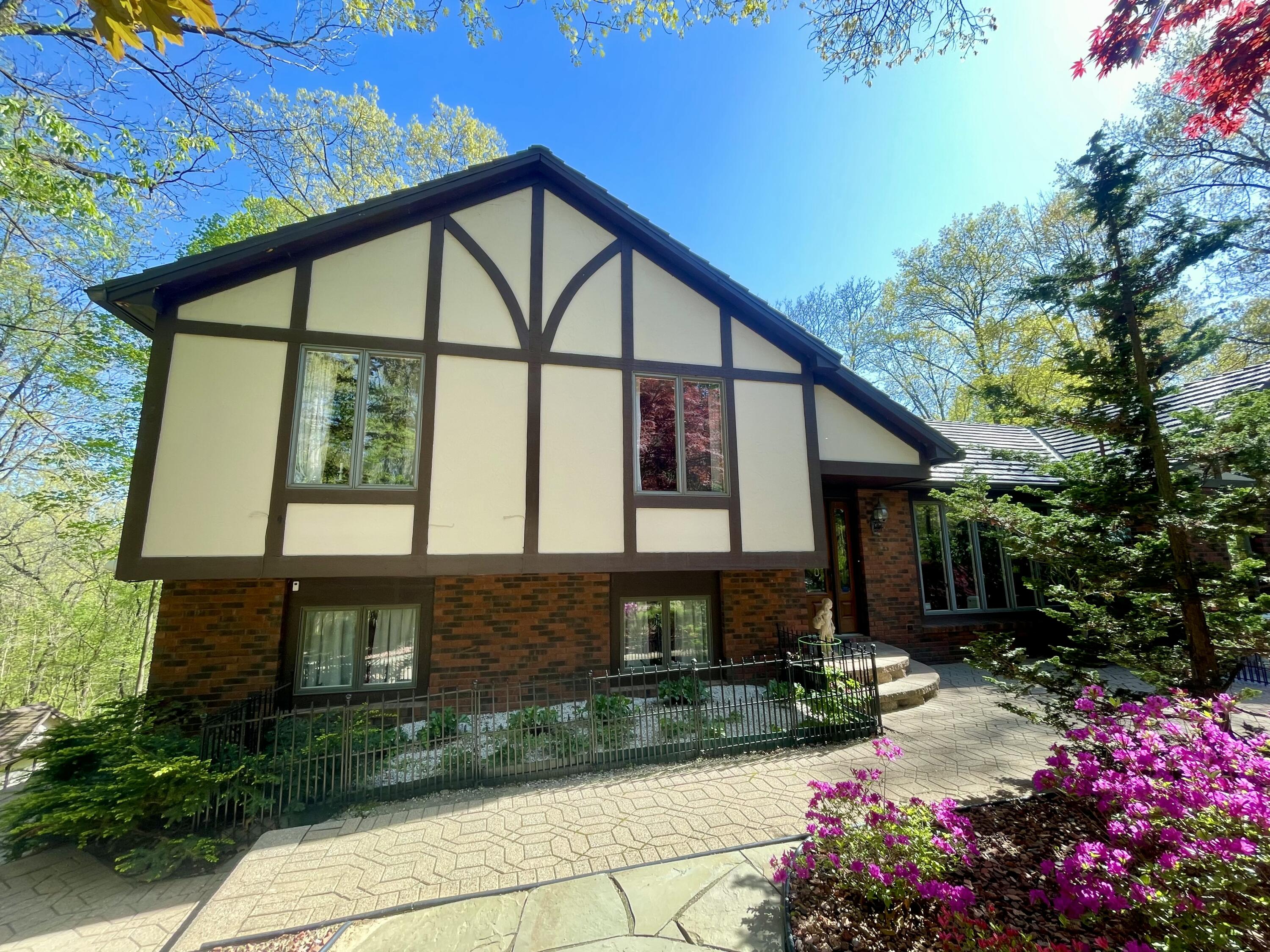13829 Riker Road