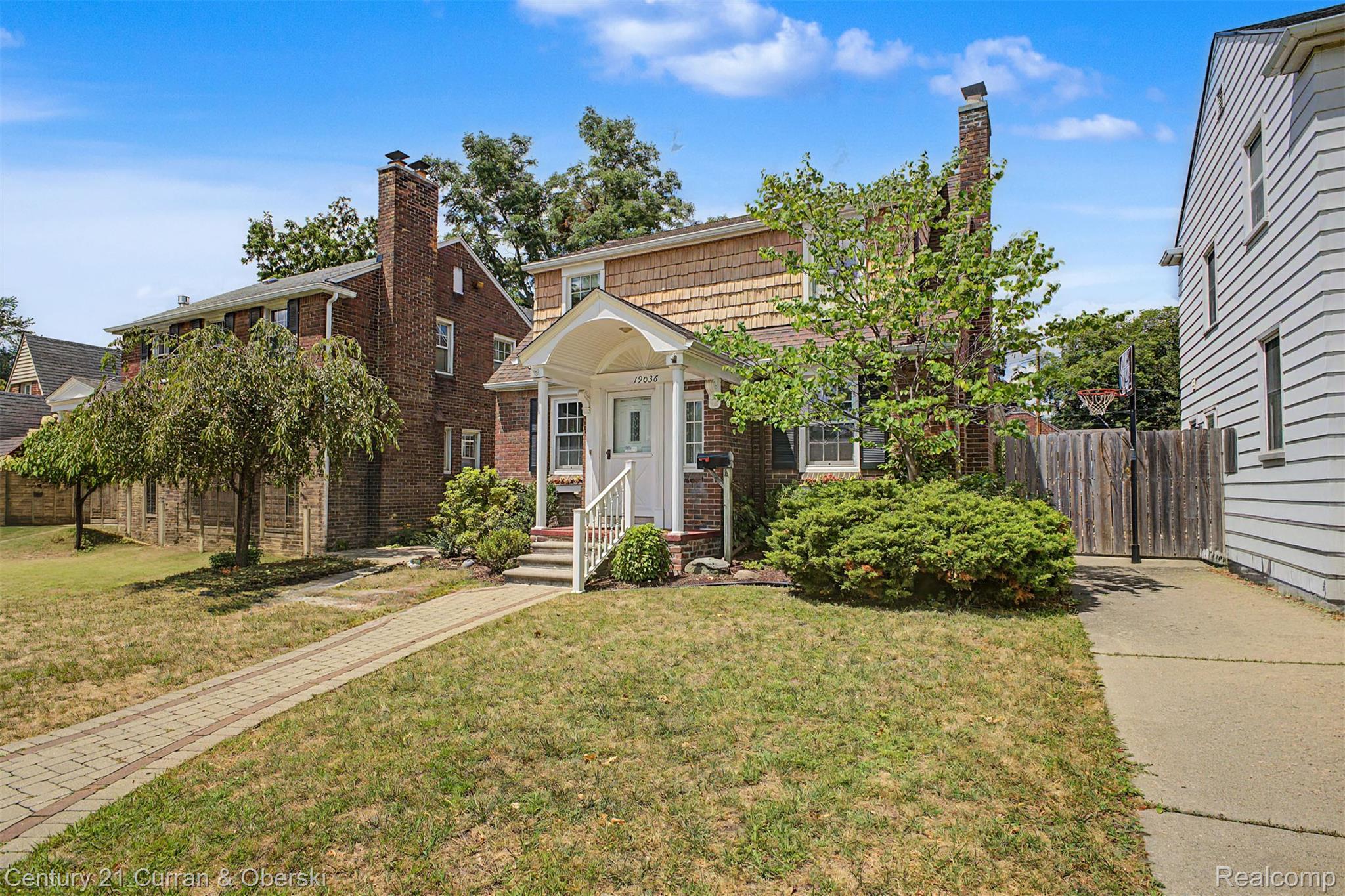19036 Outer Drive