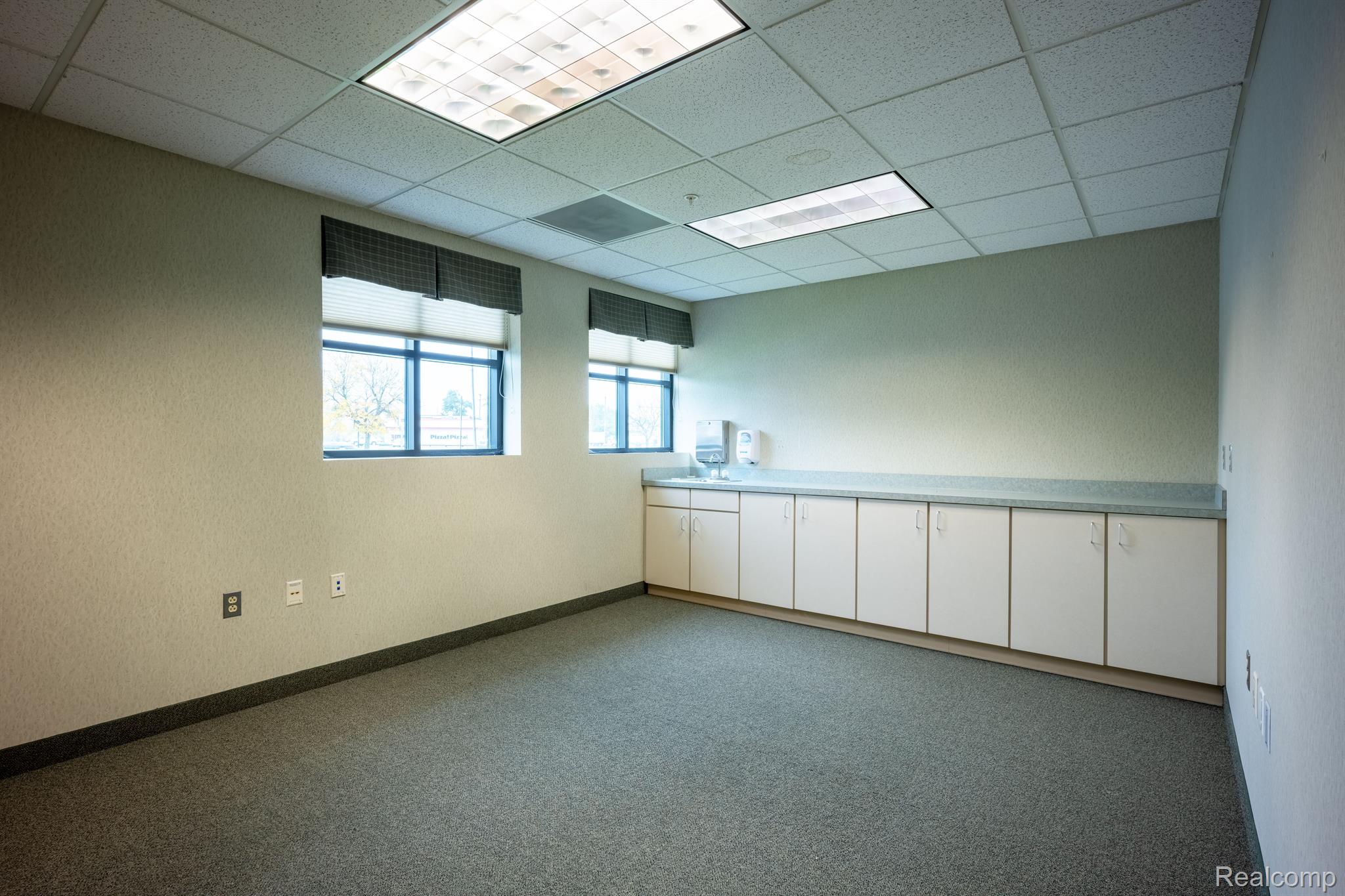 Flint, Michigan 48503, United States, ,Residential,Active,13366