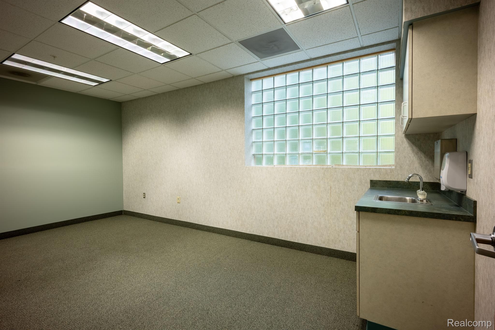 Flint, Michigan 48503, United States, ,Residential,Active,13366