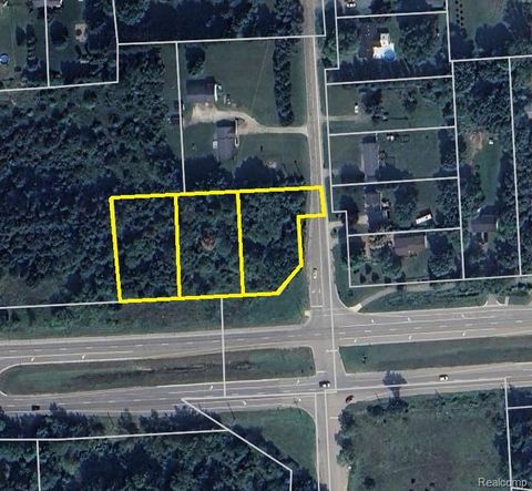 2.03 Acres Highland Road Hartland Township MI 48353