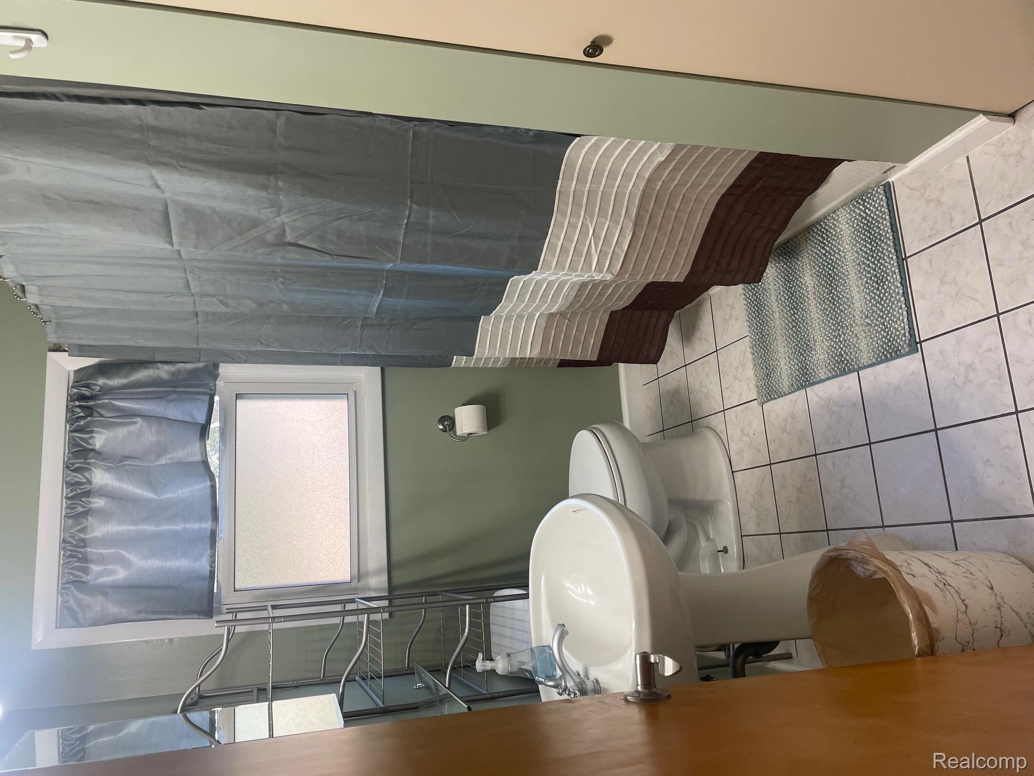 2990 Marietta Avenue