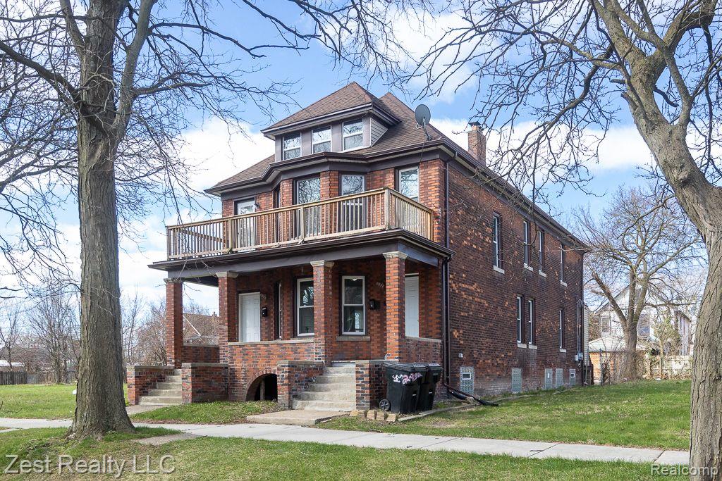 2977 CANTON Street