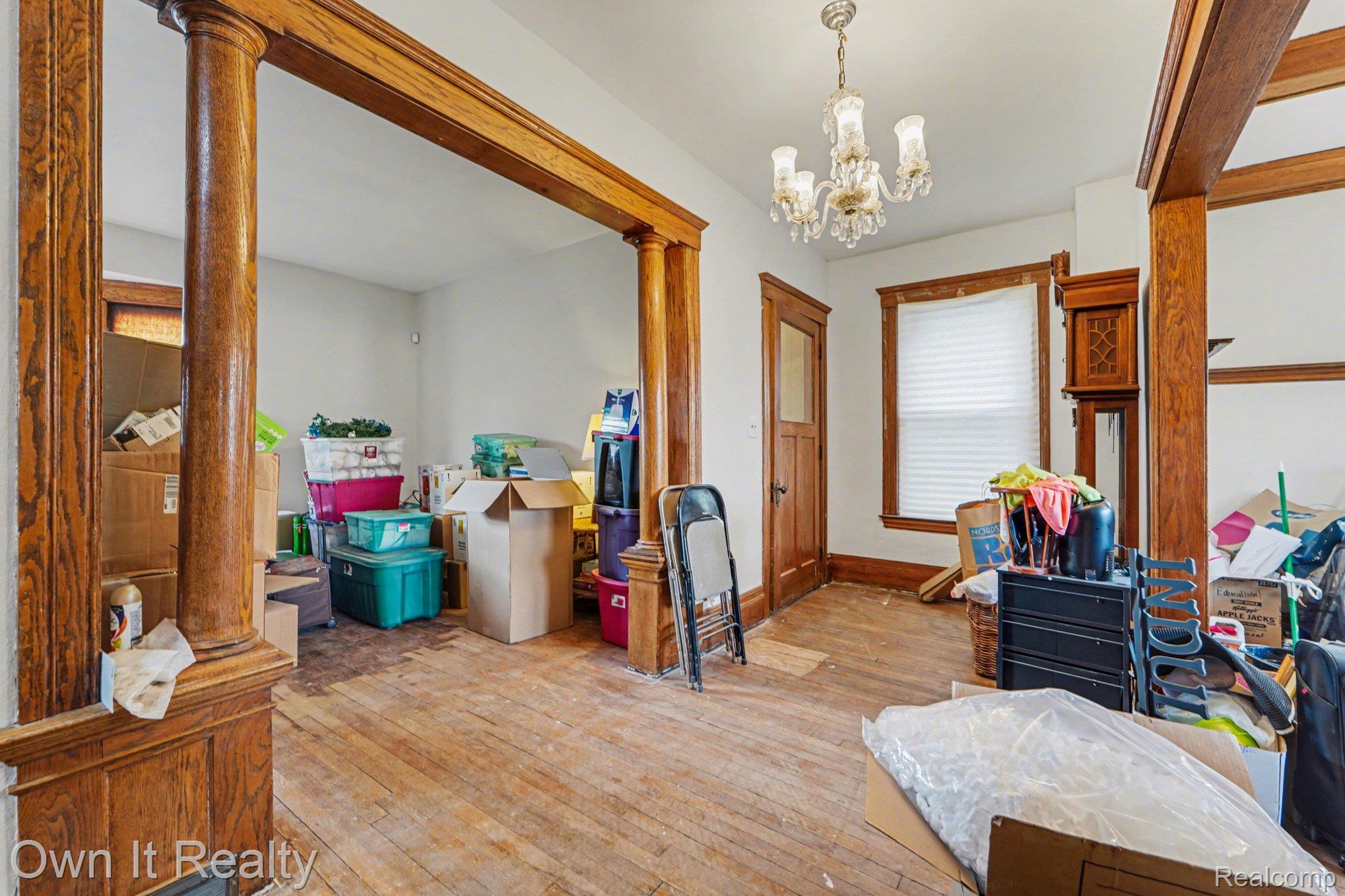 195 Massachusetts Street