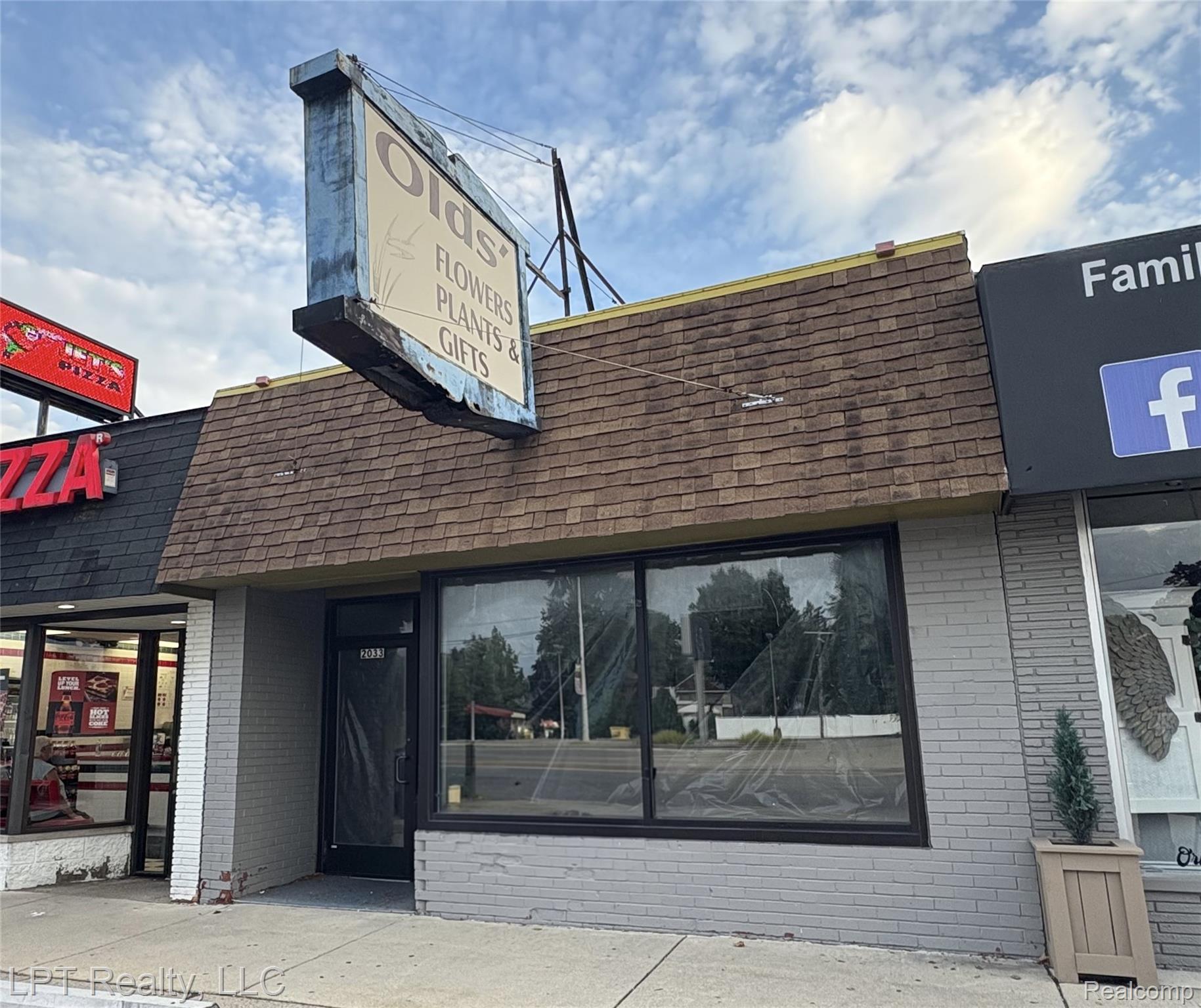 2033 West Road