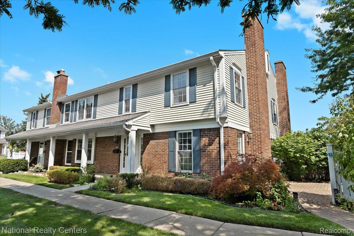 42142 Roscommon Street