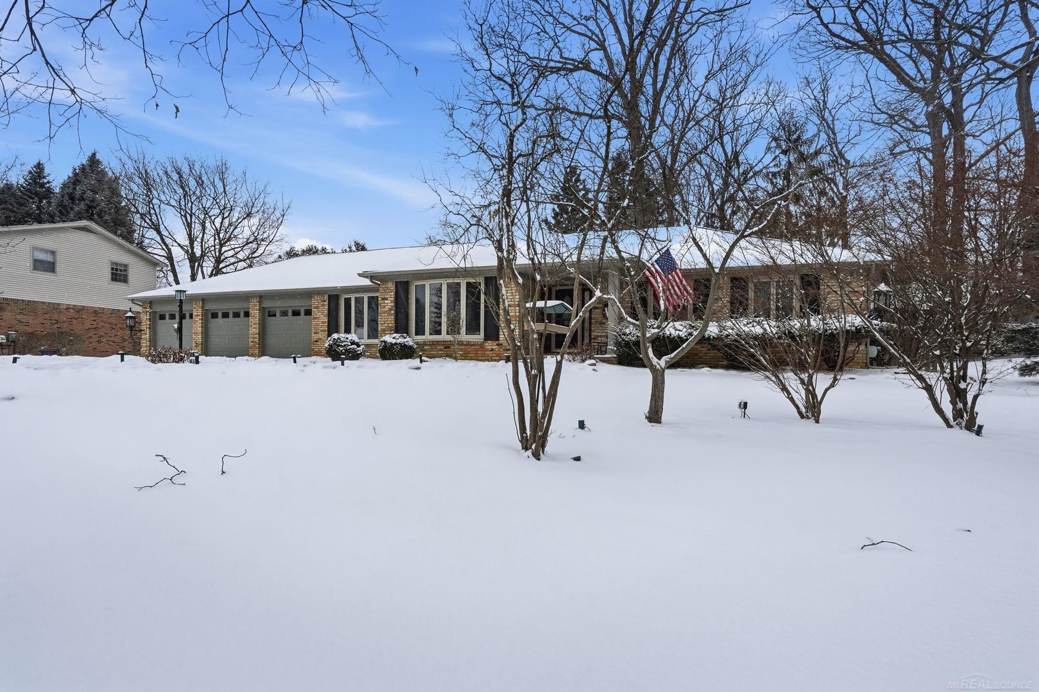 6325 Kings Pointe Road