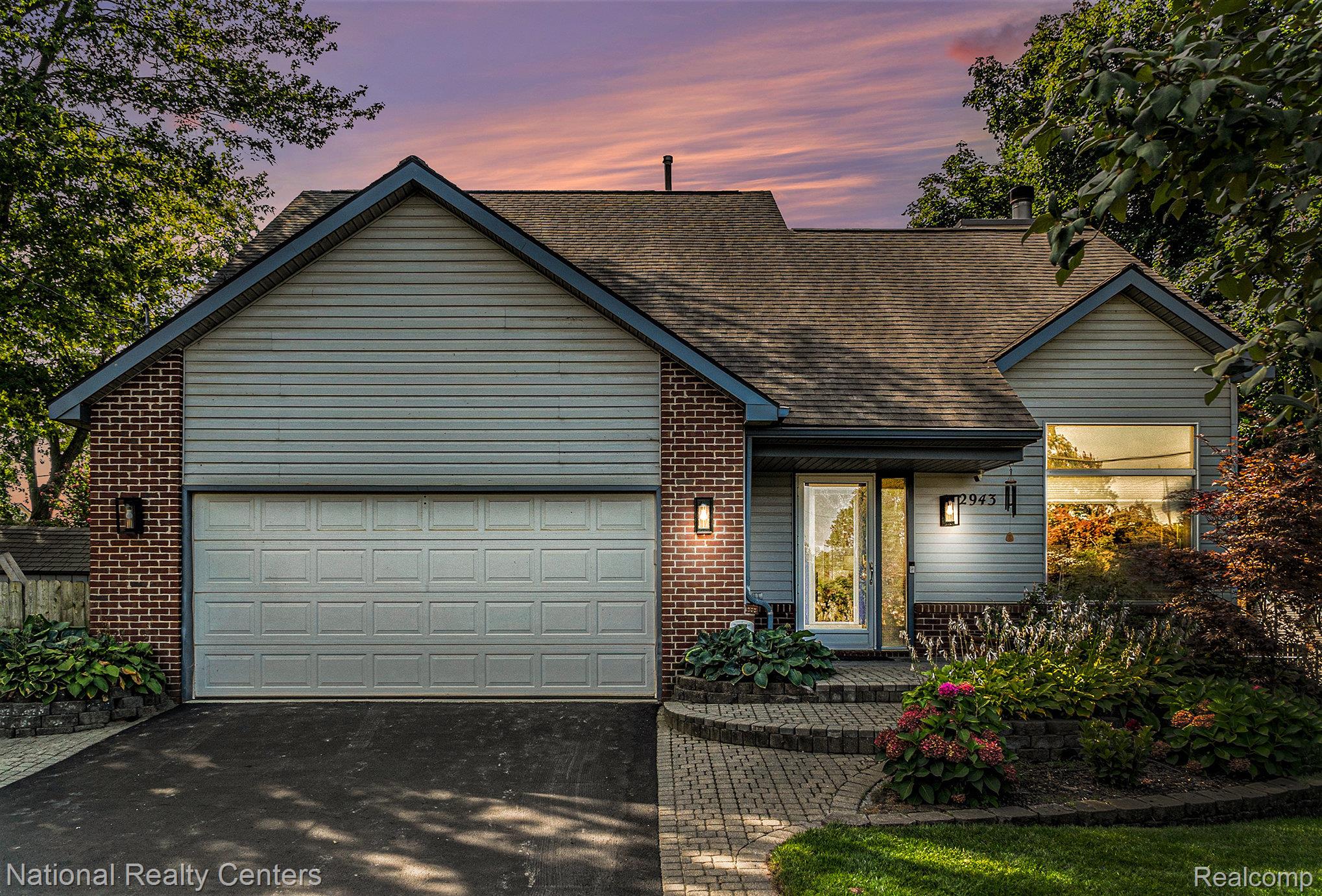 2943 N Lake Angelus Road W