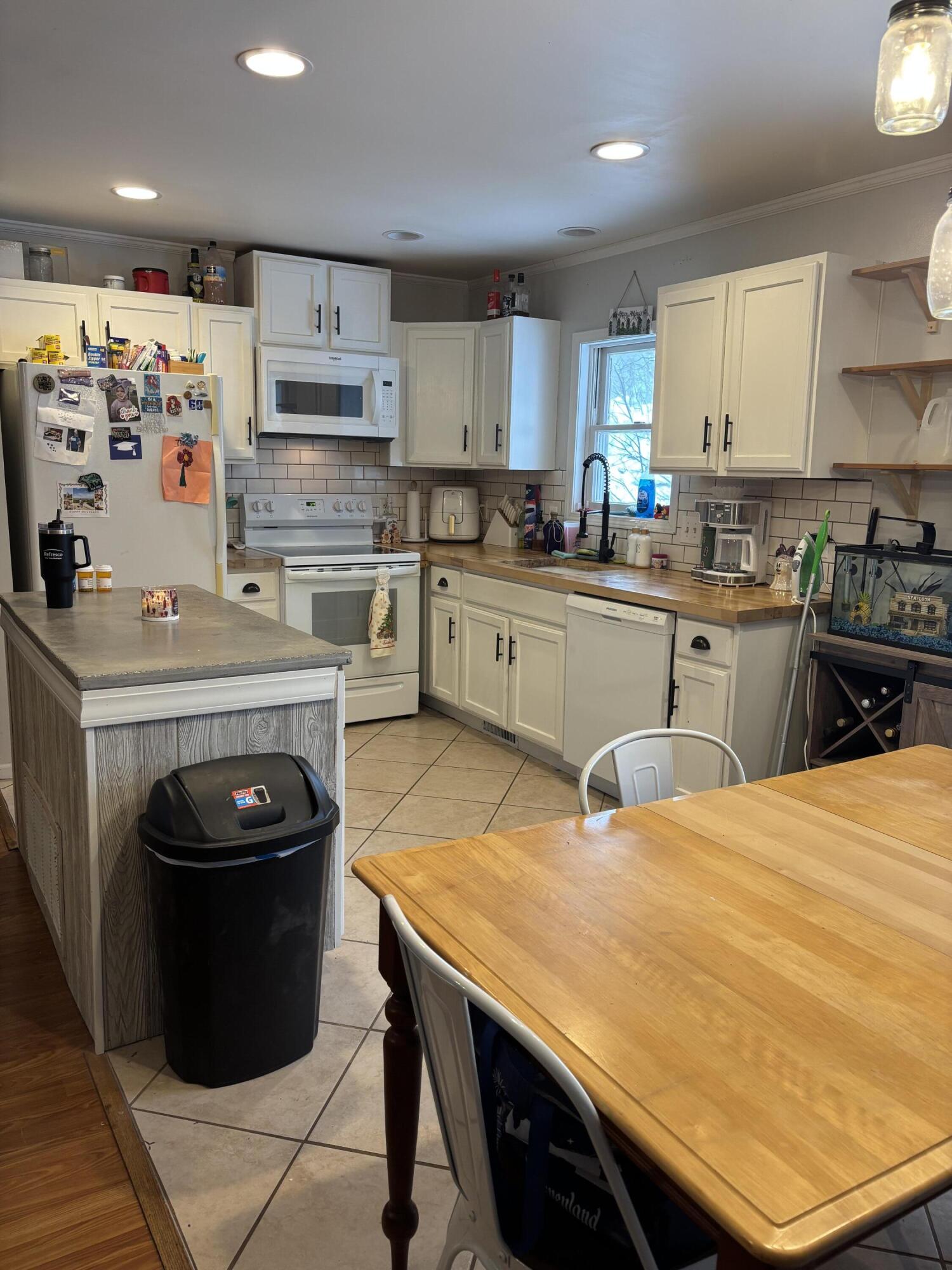 92265 Entrance Drive