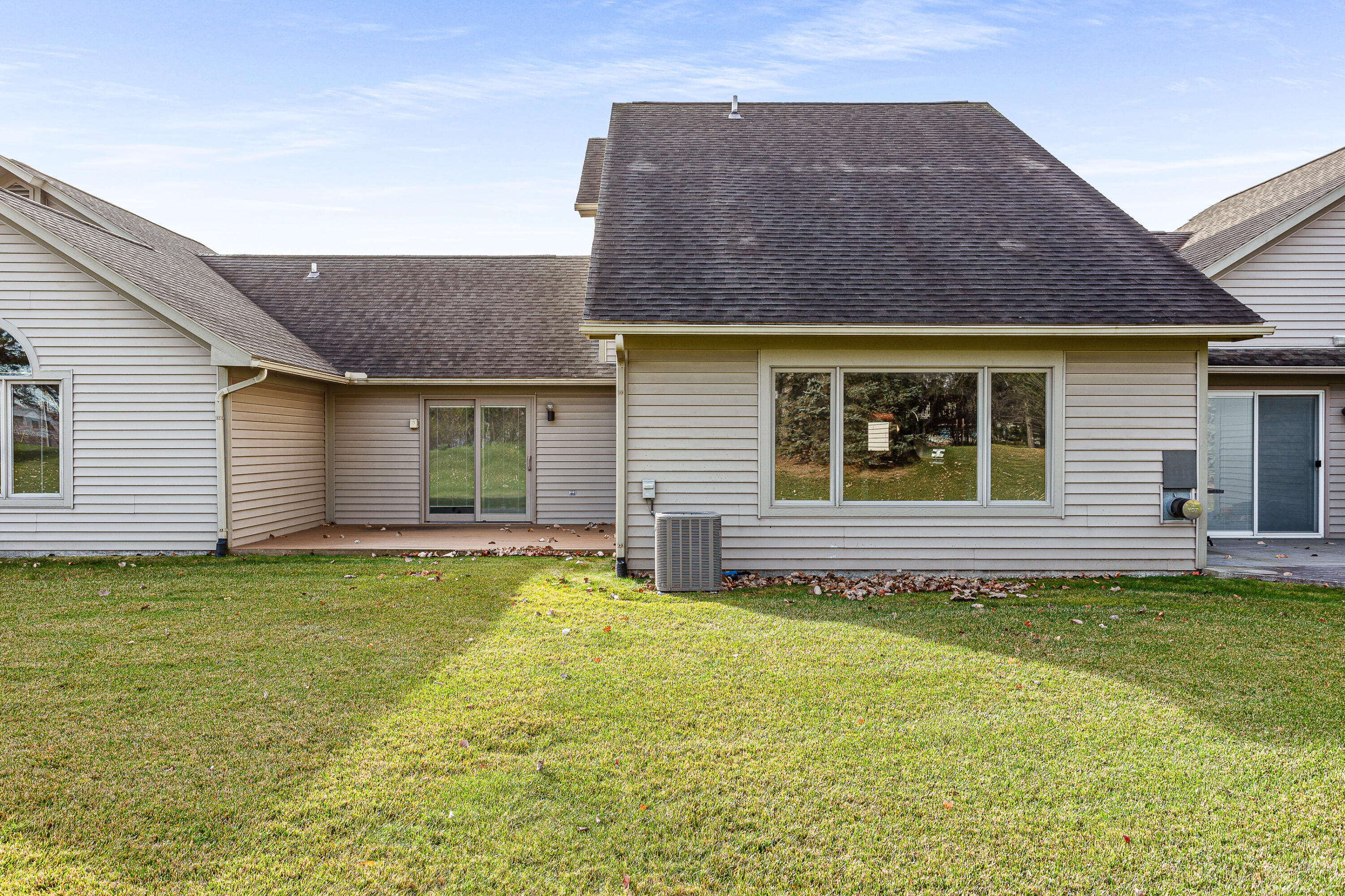 3020 Rivers Edge Drive