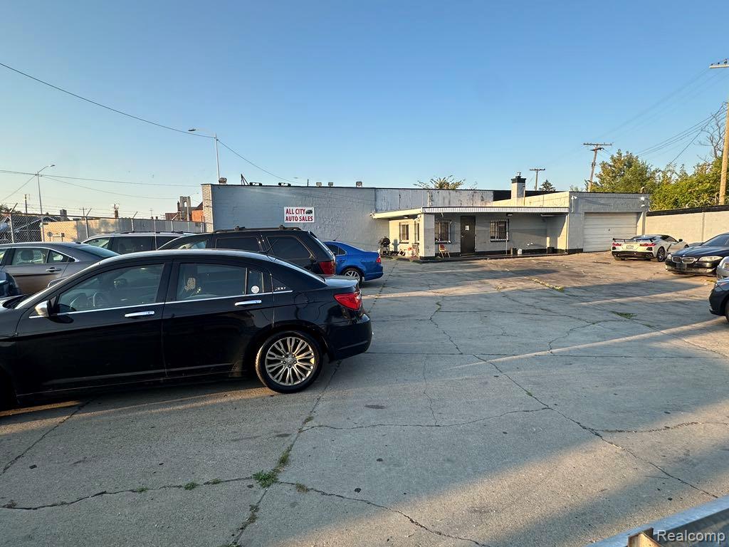 13400 GRATIOT Avenue