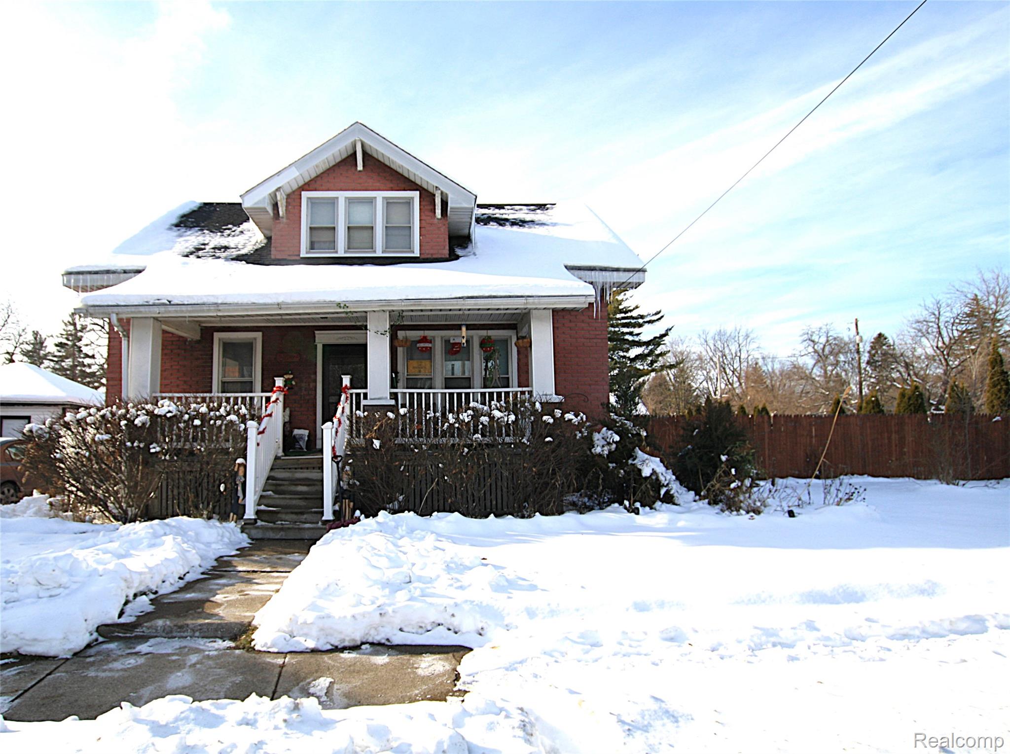 2447 Schaefer Street