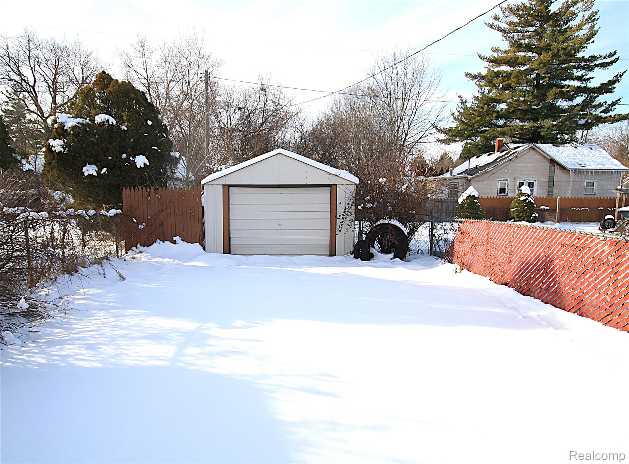 2447 Schaefer Street