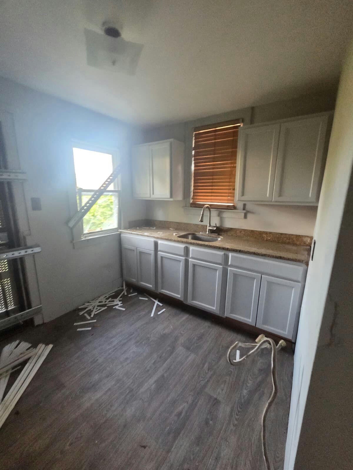 13111 Manor