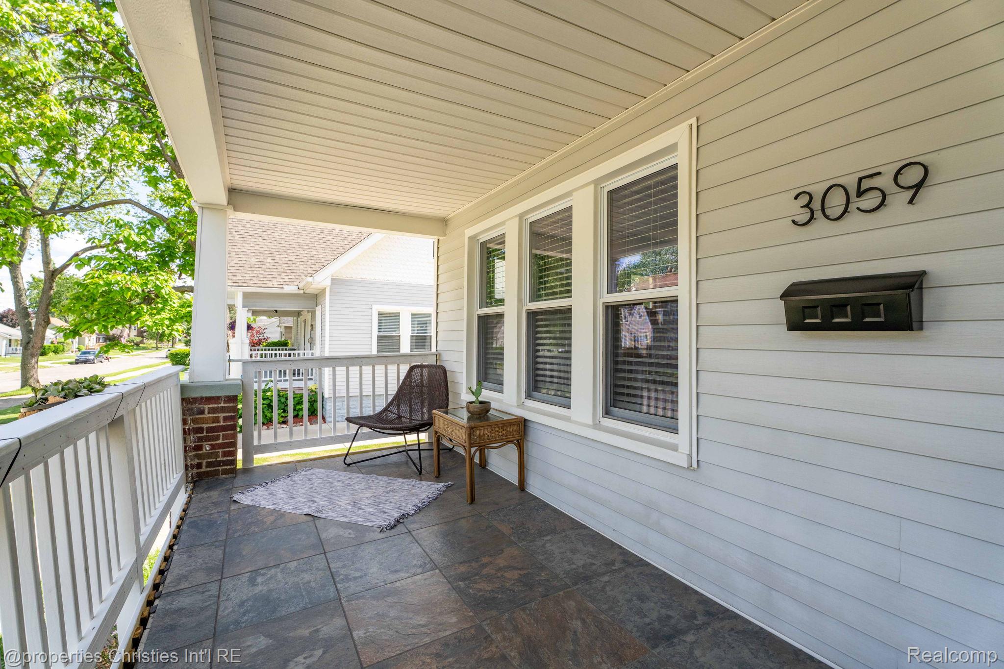 3059 Griffith Avenue