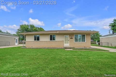 18576 Matthew Drive Clinton Charter Township MI 48035