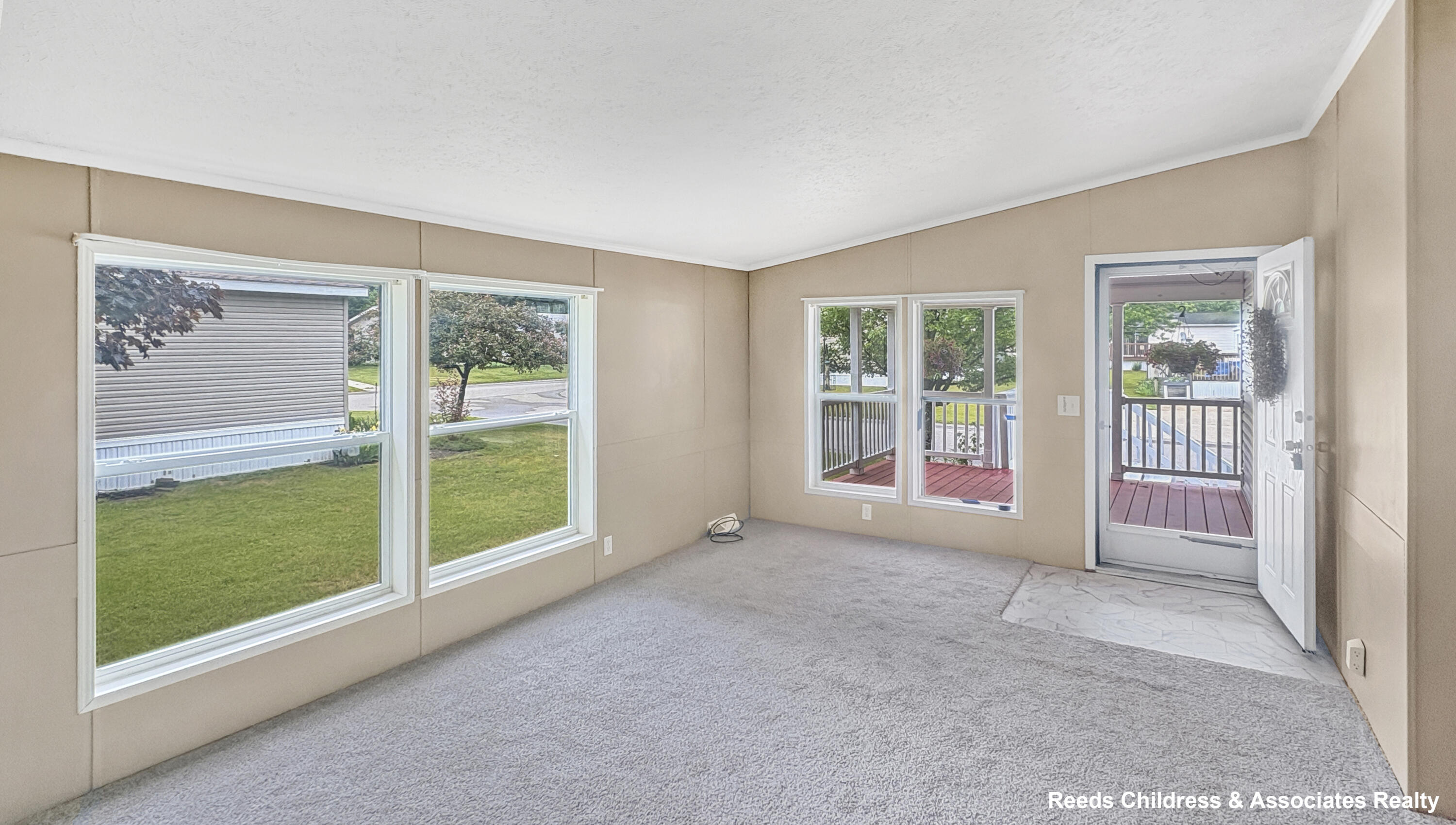 13797 Bluebell Lane