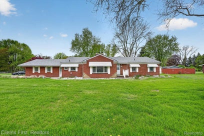 11000 Clinton River Road Sterling Heights City MI 48314