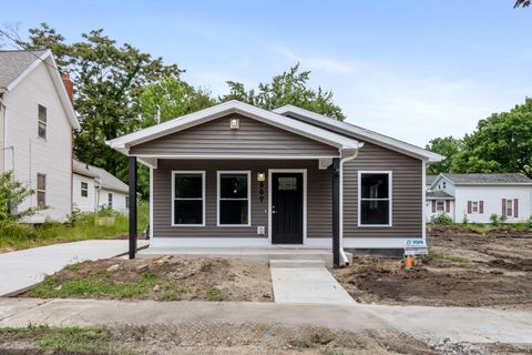 307 N Perrine Street Jackson City MI 49201