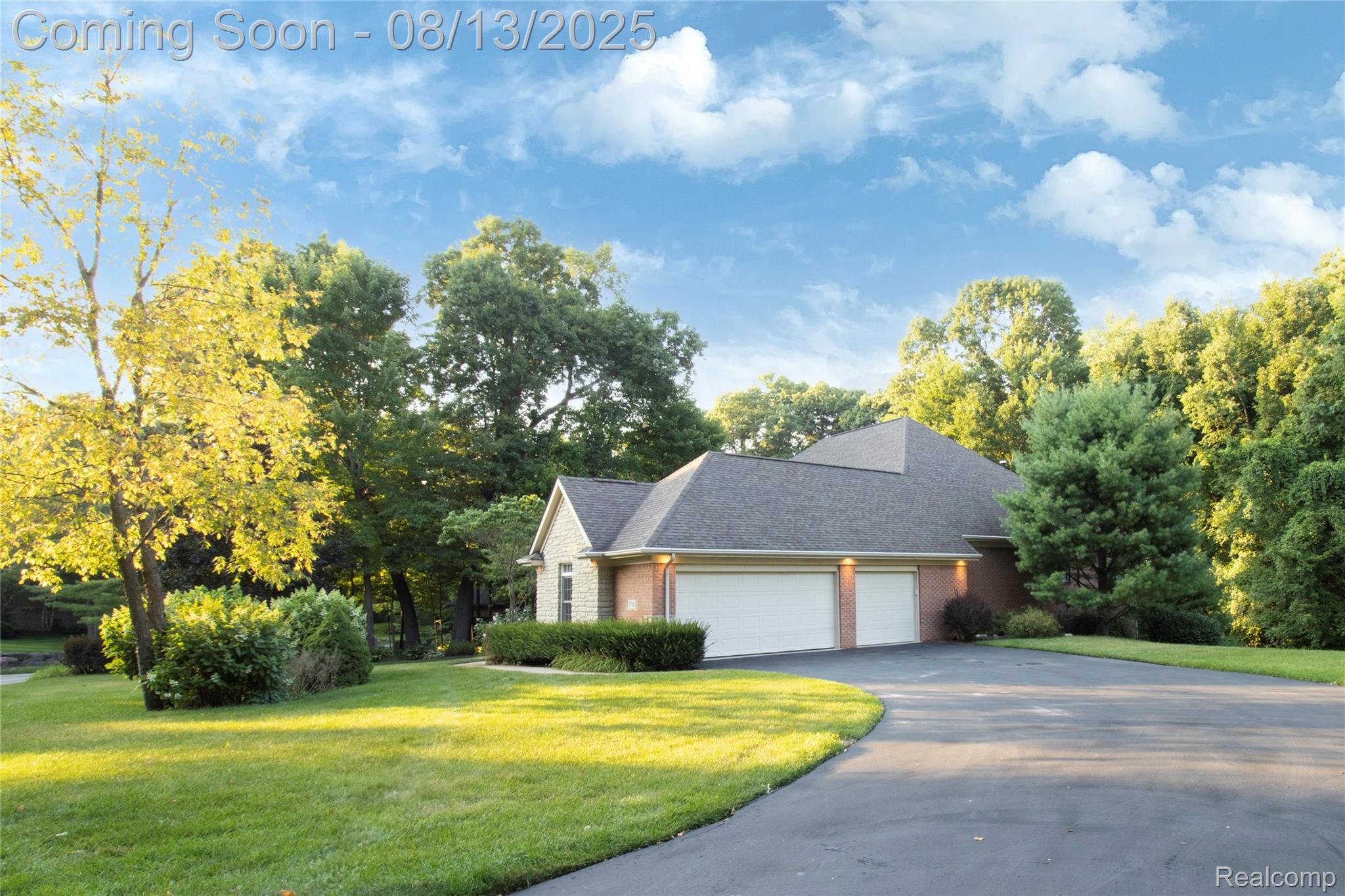 9748 Kings Valley