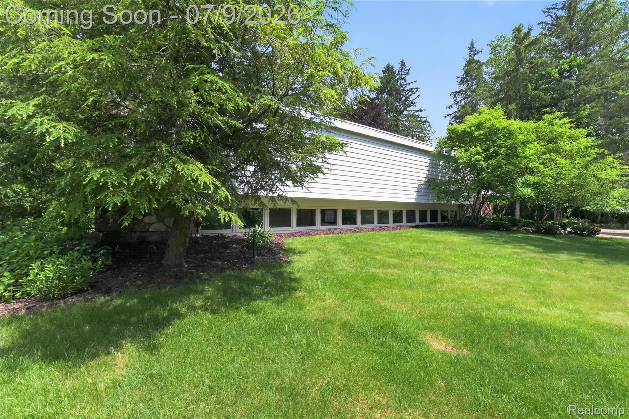 1091 Plover Drive