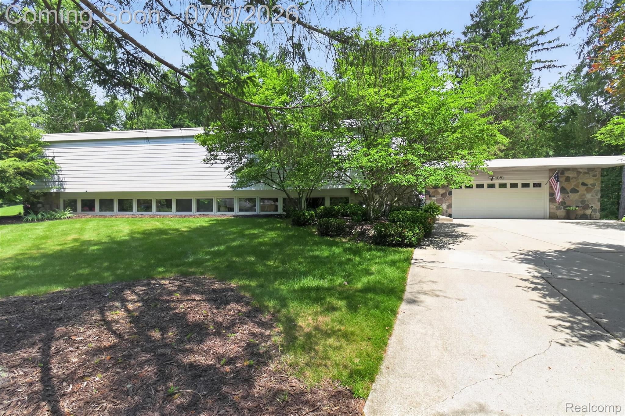 1091 Plover Drive