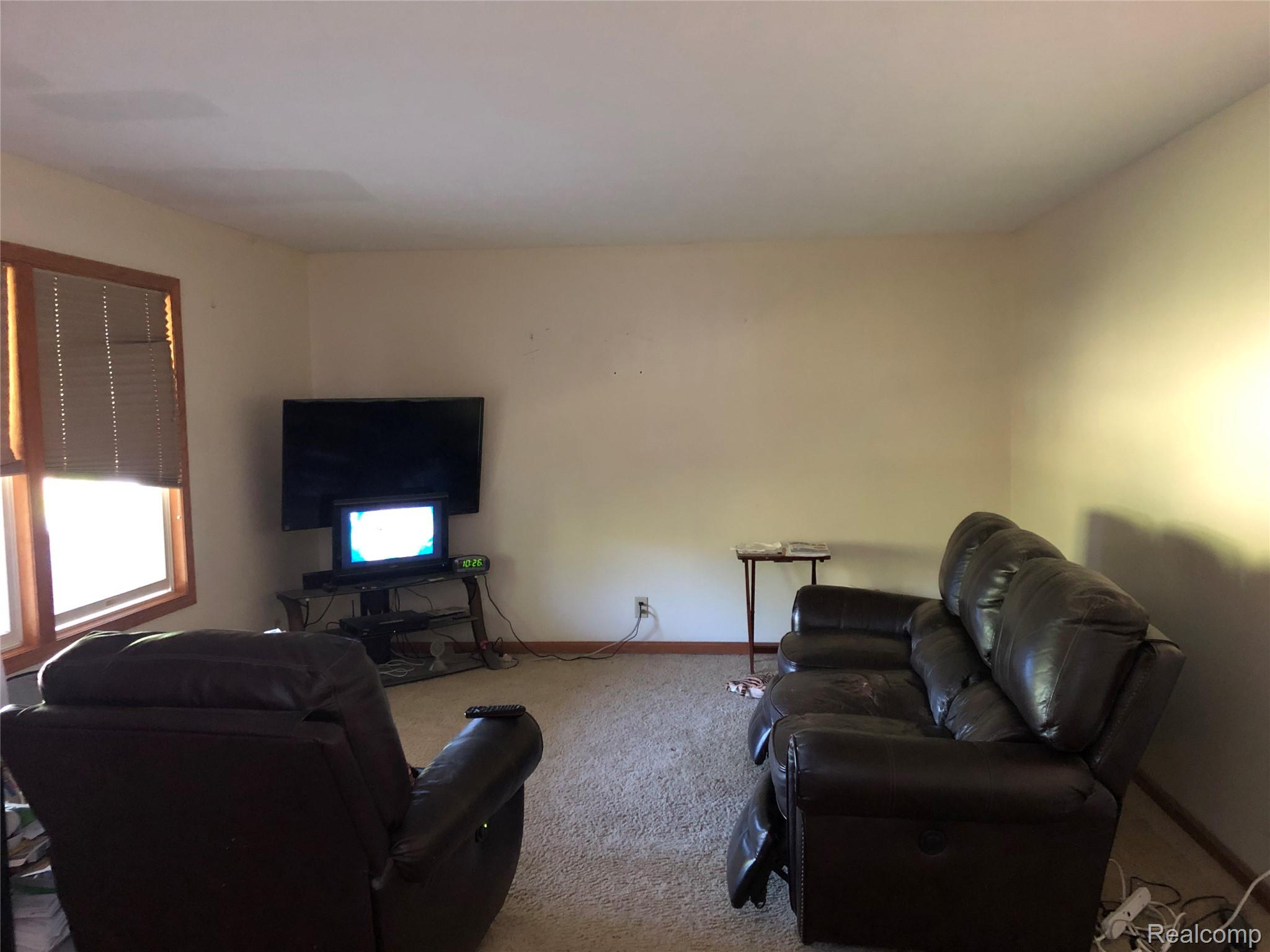 8300 Wiggins Road