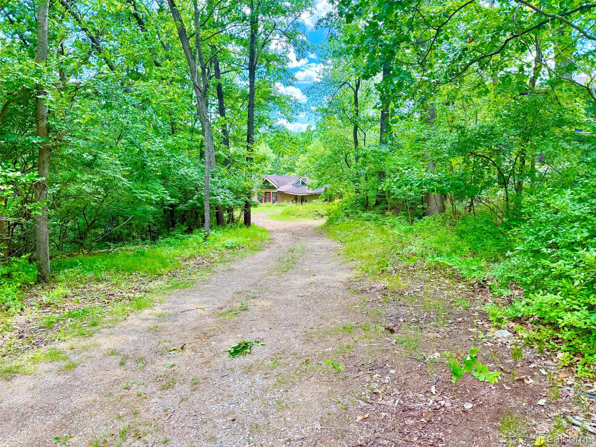 7285 Parkwood Drive