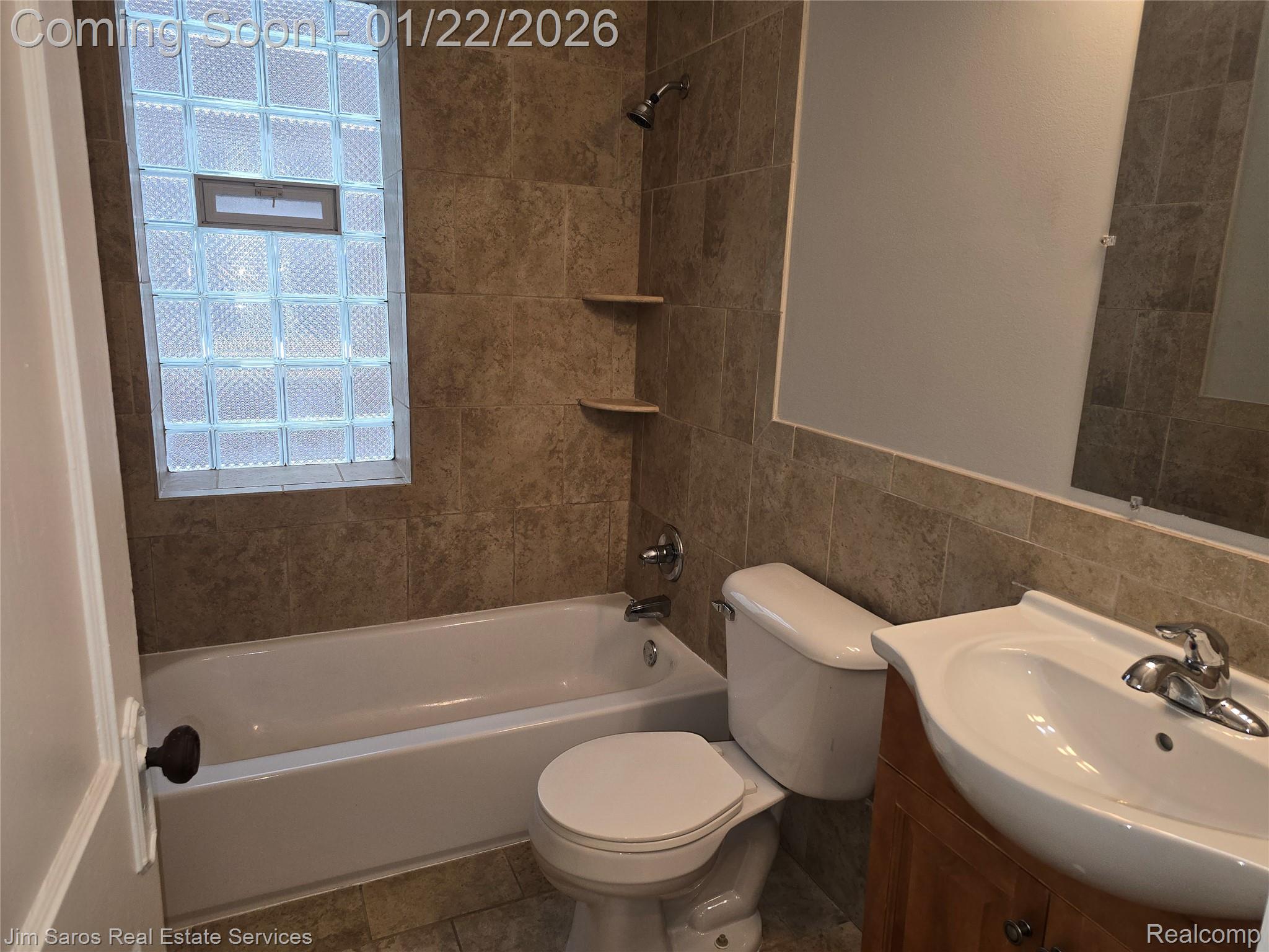 1026 Lakepointe #1 Street