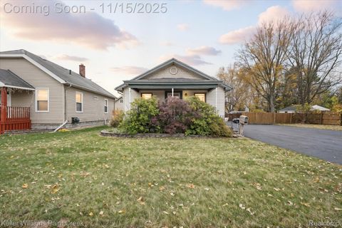 38 S Rose Street Mt Clemens City MI 48043