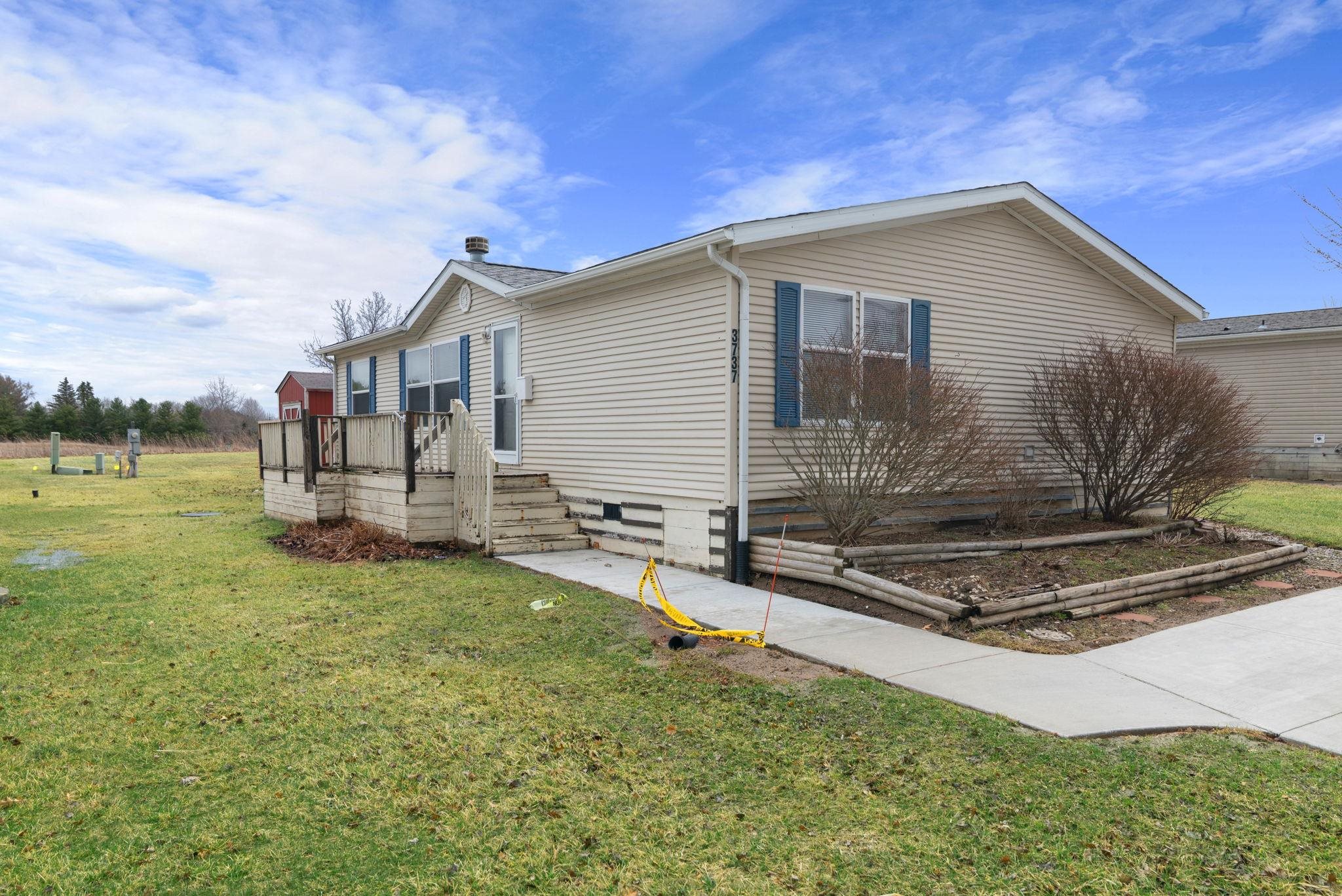 3737 Cross Creek Street