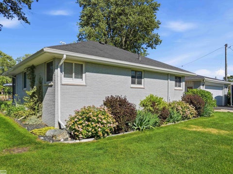 Tiny photo for 39734 Cove Street, Harrison Charter Township, MI 48045 (MLS # 58050220216)