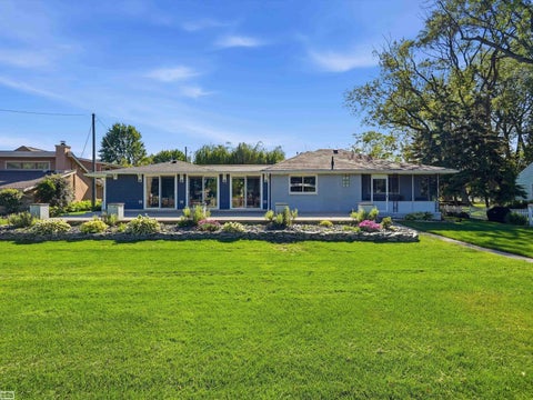 Tiny photo for 39734 Cove Street, Harrison Charter Township, MI 48045 (MLS # 58050220216)