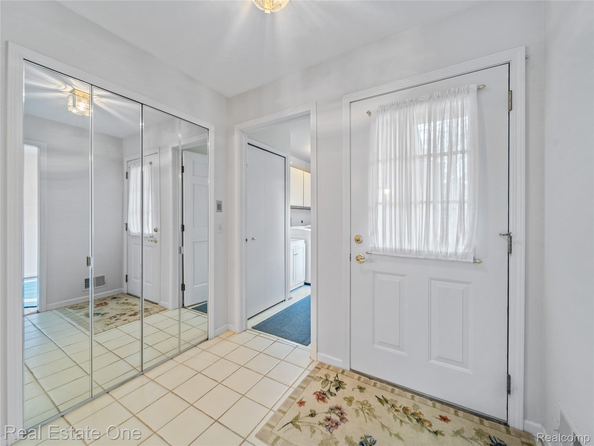 4605 Golf View Drive