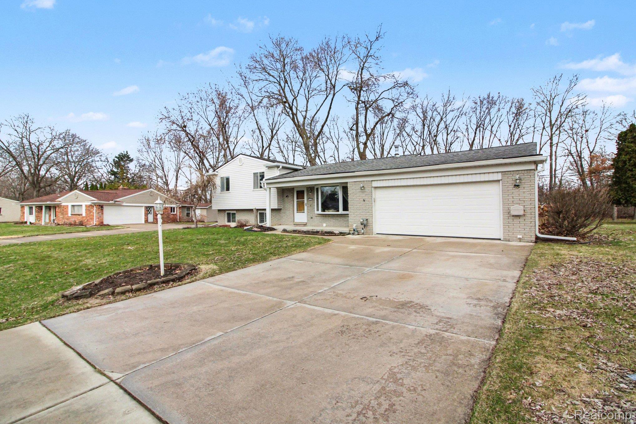 2538 Costa Mesa Road