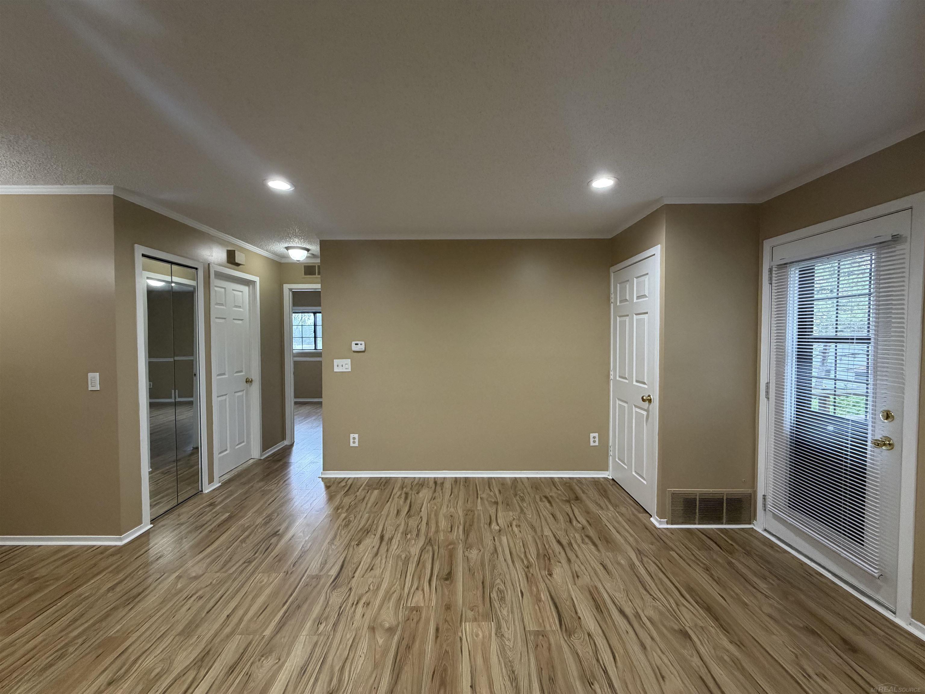 34917 HAMILTON Drive
