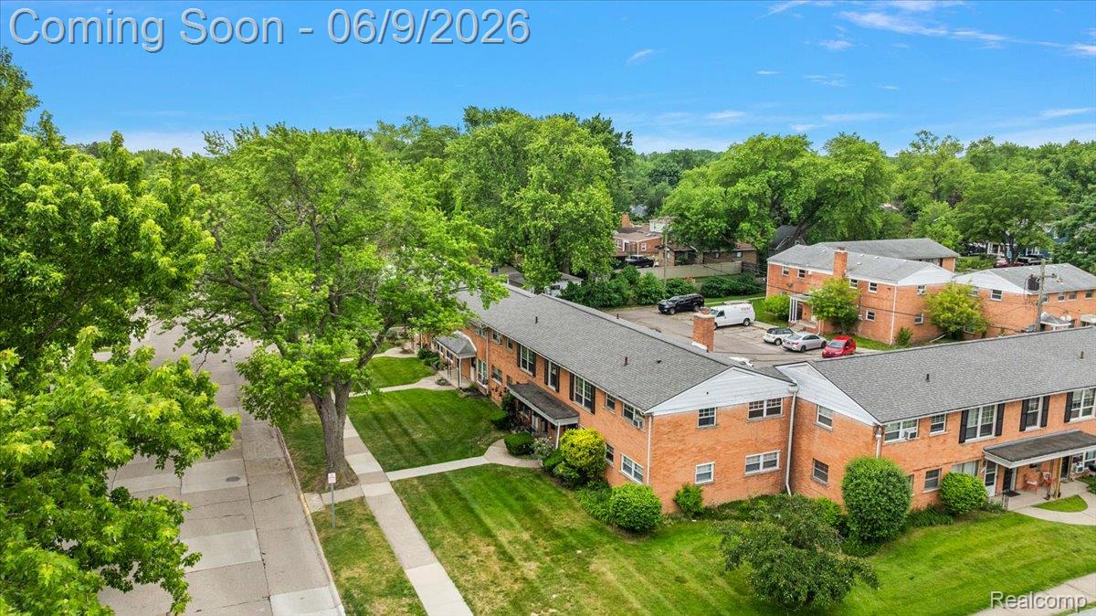 3211 Benjamin Avenue 13