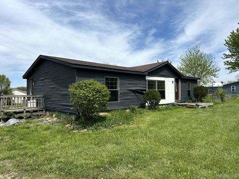 5151 HUNTLEY Drive Holly Township MI 48442