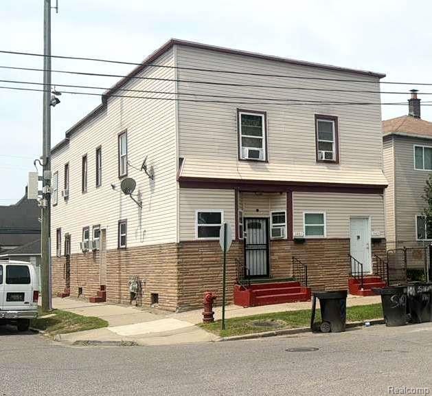 3401 Military Street