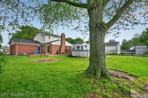 Tiny photo for 18566 Blakely Drive, Woodhaven City, MI 48183 (MLS # 20261036811)