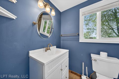 Tiny photo for 18566 Blakely Drive, Woodhaven City, MI 48183 (MLS # 20261036811)
