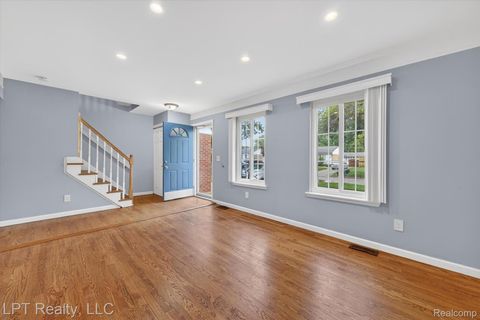 Tiny photo for 18566 Blakely Drive, Woodhaven City, MI 48183 (MLS # 20261036811)