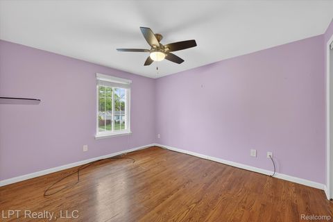Tiny photo for 18566 Blakely Drive, Woodhaven City, MI 48183 (MLS # 20261036811)