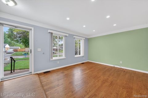 Tiny photo for 18566 Blakely Drive, Woodhaven City, MI 48183 (MLS # 20261036811)