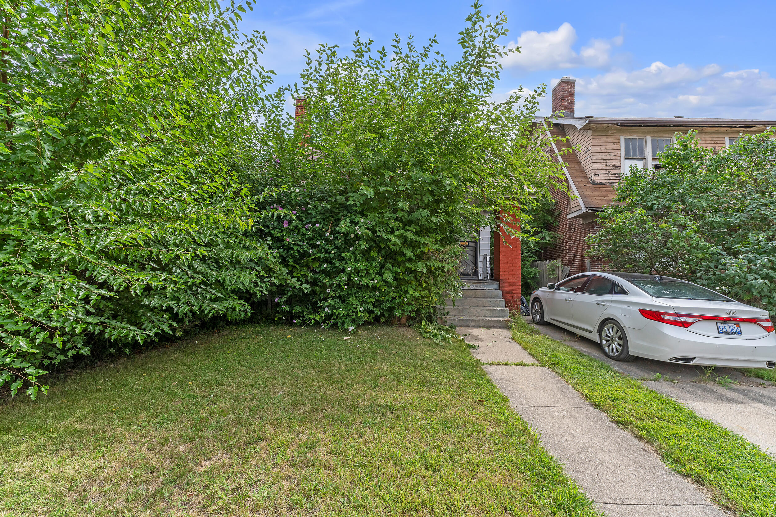 11104 Cloverlawn Street