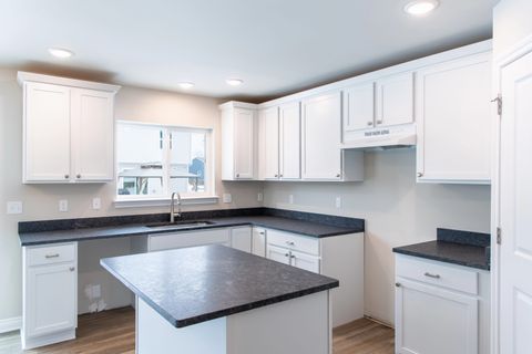 A home in WhiteLakeCharterTownship_Oakland