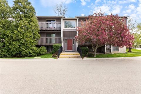 29890 W 12 MILE Road 902 Farmington Hills City Oakland MI 48334