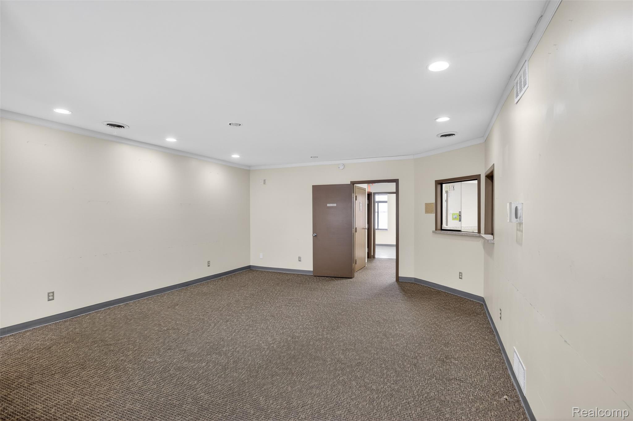 10683 S SAGINAW Street A